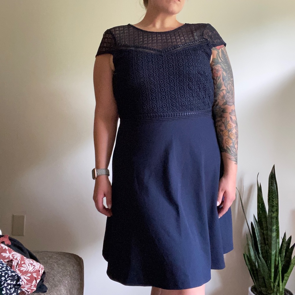 Medium navy blue H&M dress
